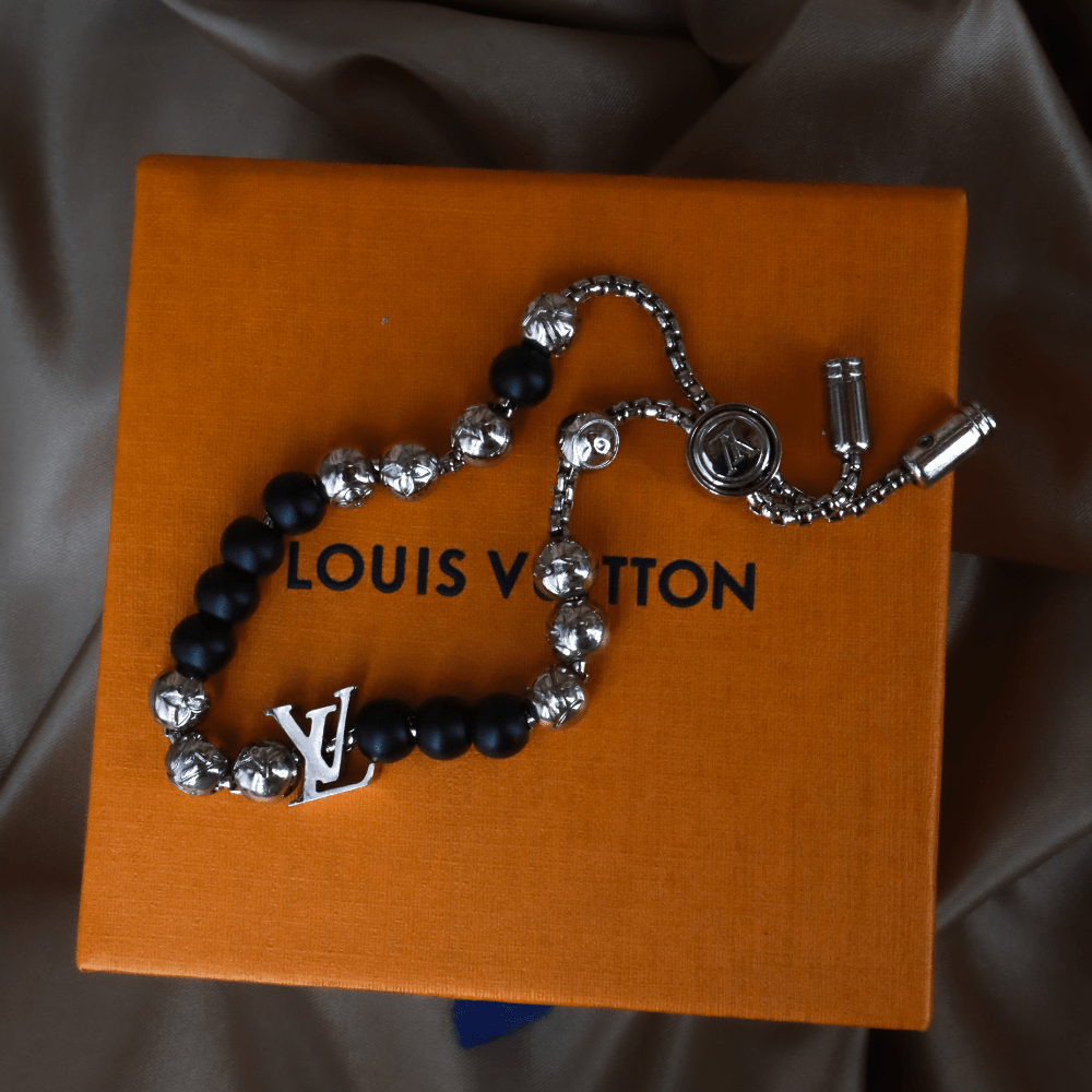 LOUIS VUITTON Monogram Bead Bracelet ｜未使用 連原盒 - Vintasy手鏈