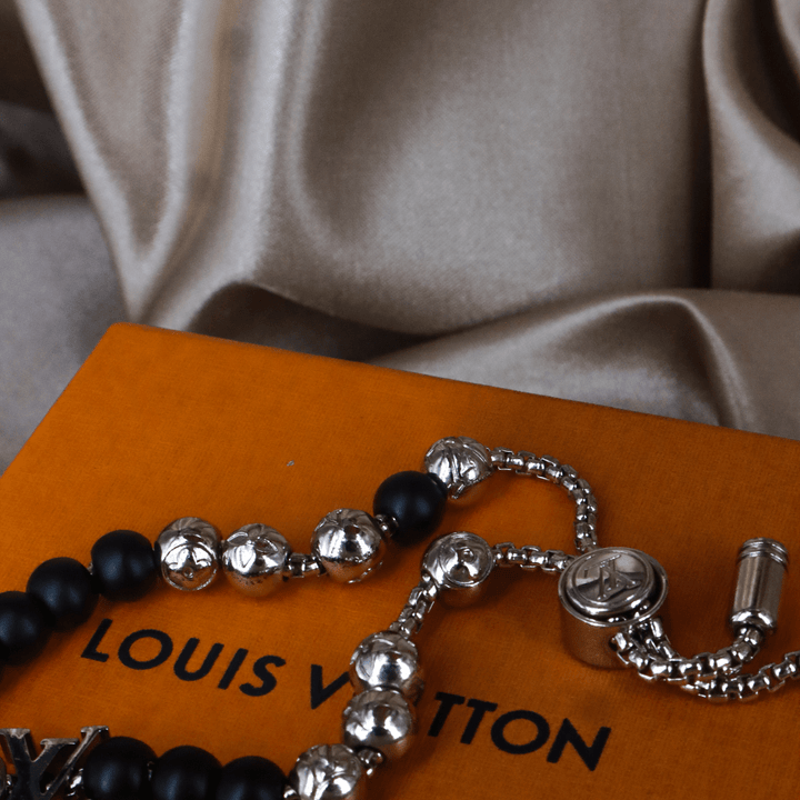 LOUIS VUITTON Monogram Bead Bracelet ｜未使用 連原盒 - Vintasy手鏈