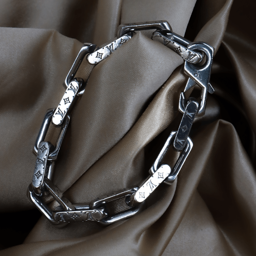 LOUIS VUITTON Monogram 鍊節手鏈（銀色） - Vintasy手鏈