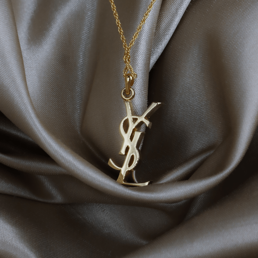 YSL Logo 吊墜項鏈 | SAINT LAURENT PARIS 未使用美品 | 特價發售只限一條！ - Vintasy