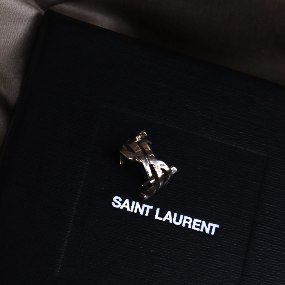 YSL Logo 耳夾 | SAINT LAURENT PARIS - Vintasy