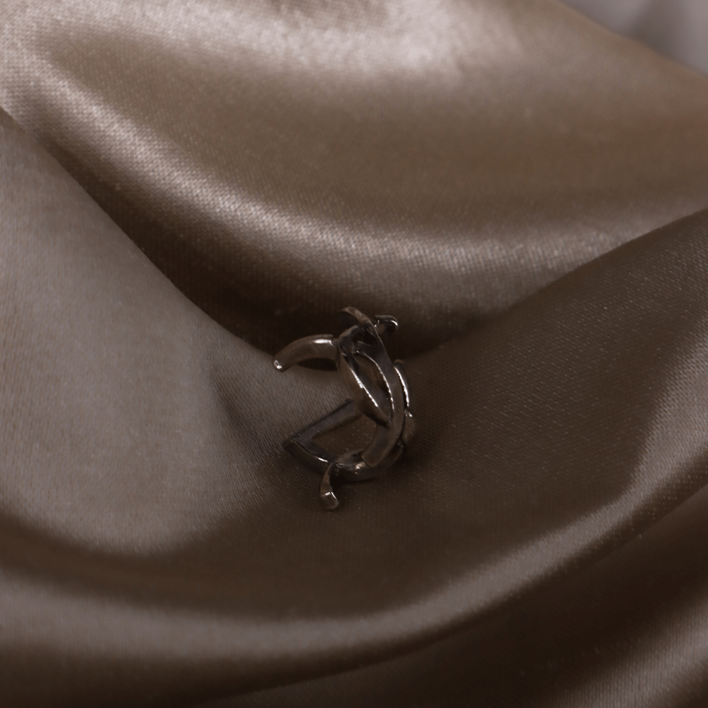 YSL Logo ear clip | SAINT LAURENT PARIS – Vintasy