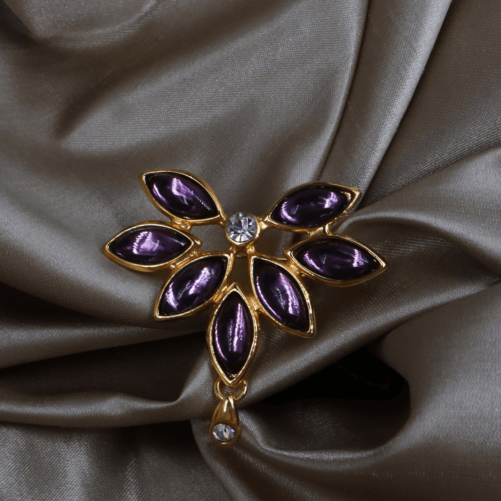 Yves Saint Laurent YSL 紫色水晶花卉胸針（金色）｜1980年代 ｜｜VINTASY 中古美品 ｜ 香港最大型中古首飾收藏店｜ SAINT LAURENT PARIS ｜ 項鏈