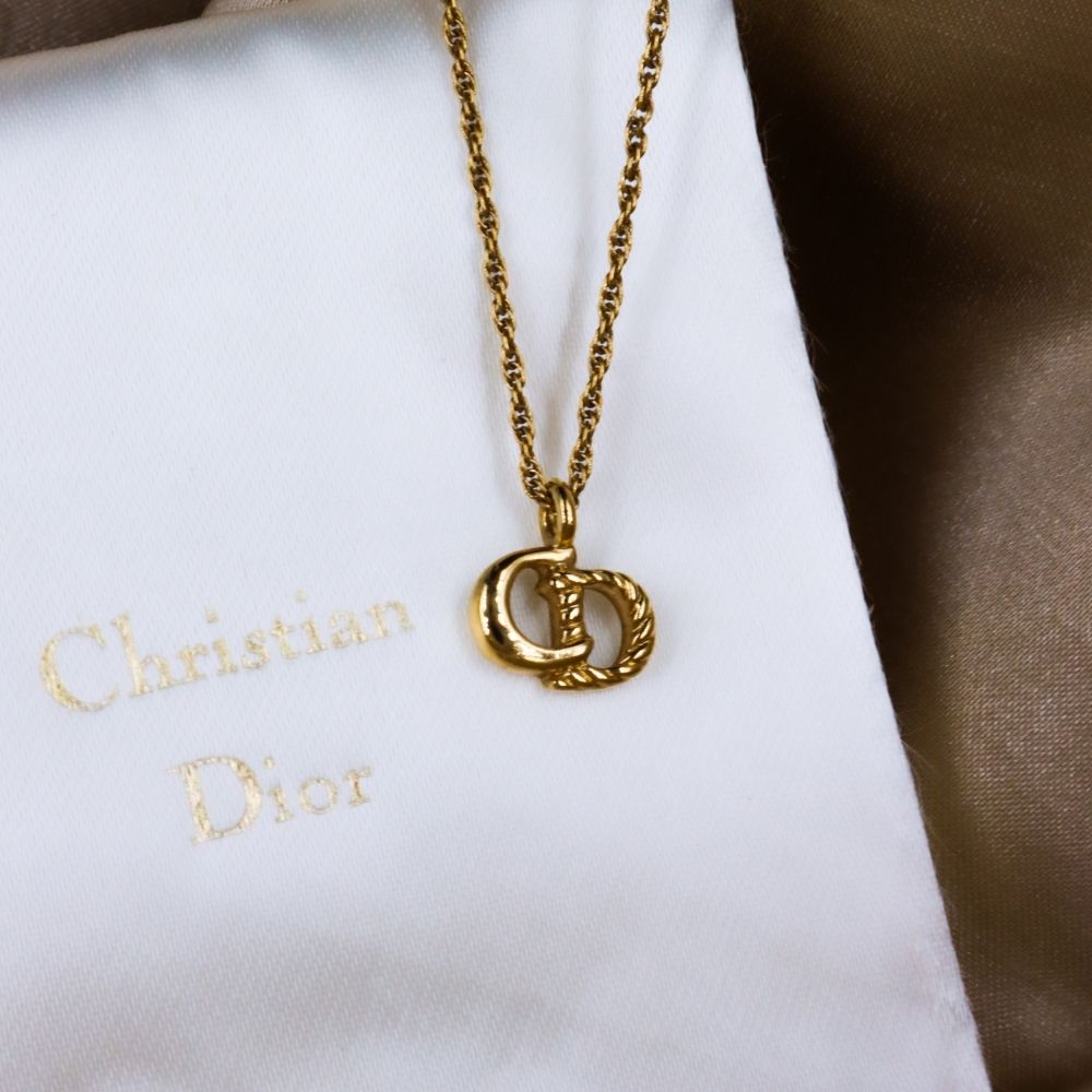 CHRISTIAN DIOR CD麻花吊墜項鏈 - Vintasy