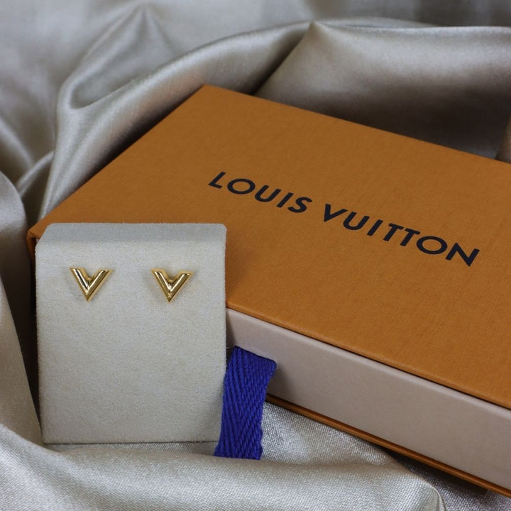 LOUIS VUITTON Essential V 耳環 |極罕現貨 - Vintasy